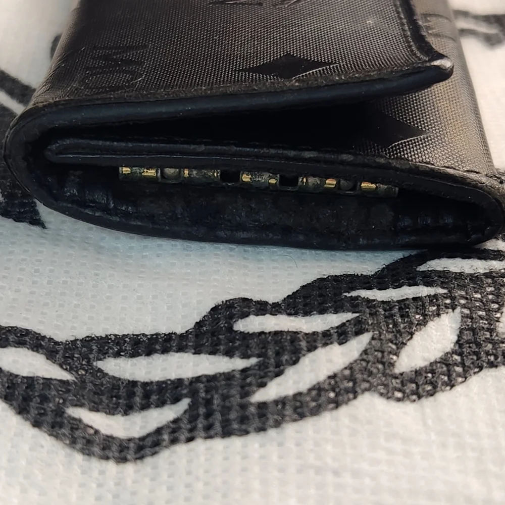 vintage black